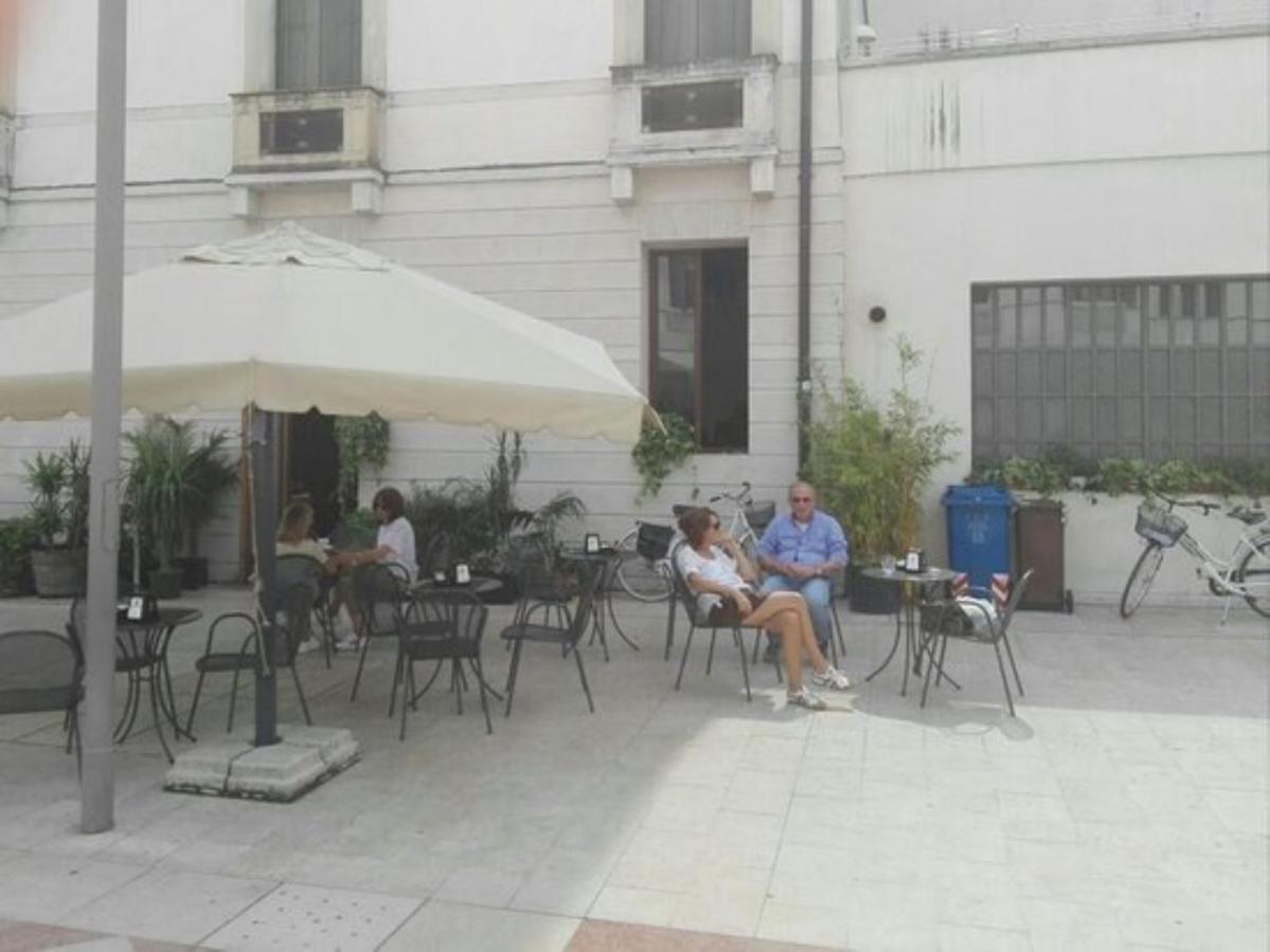 Suite Latina - San Leonardo เตรวิโซ ภายนอก รูปภาพ